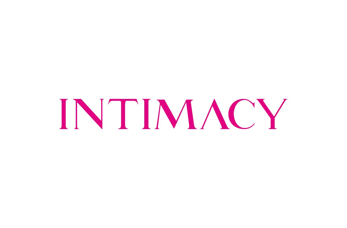 INTIMACY服饰logo设计