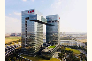 集团地产