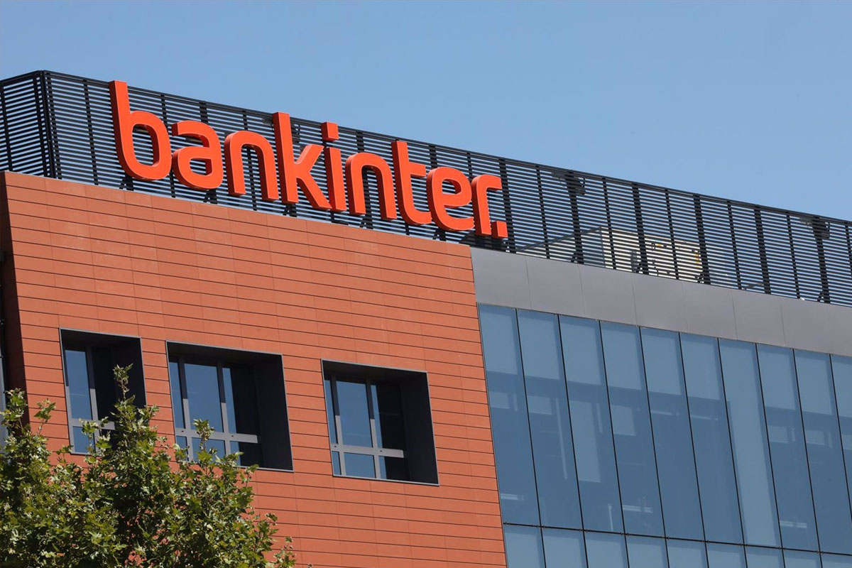 Bankinter银行品牌LOGO设计案例-银行行业标志设计方案