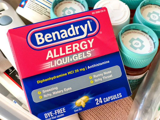 Benadryl标志设计含义及医药品牌设计理念