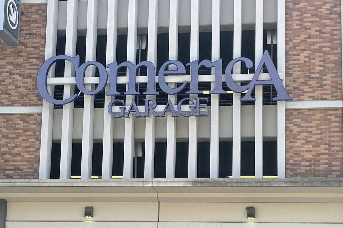 Comerica Bank银行品牌LOGO设计案例-银行行业标志设计方案