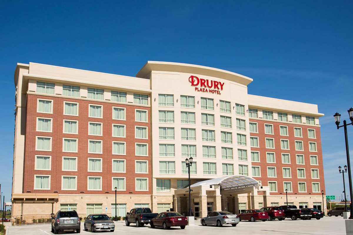 Drury Hotels大门口