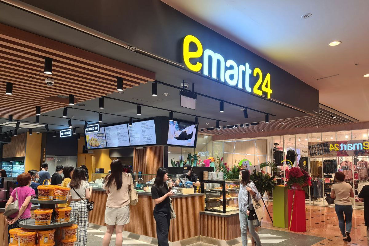Emart24招牌