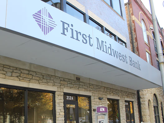 First Midwest Bank标志设计含义及银行品牌设计理念