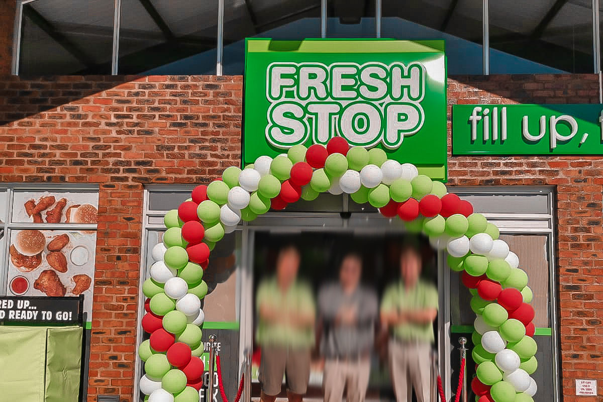 FreshStop大门口