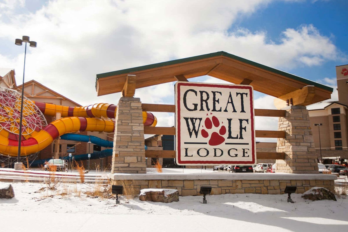 Great Wolf Lodge大门口