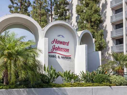 Howard Johnson标志设计含义及酒店品牌设计理念