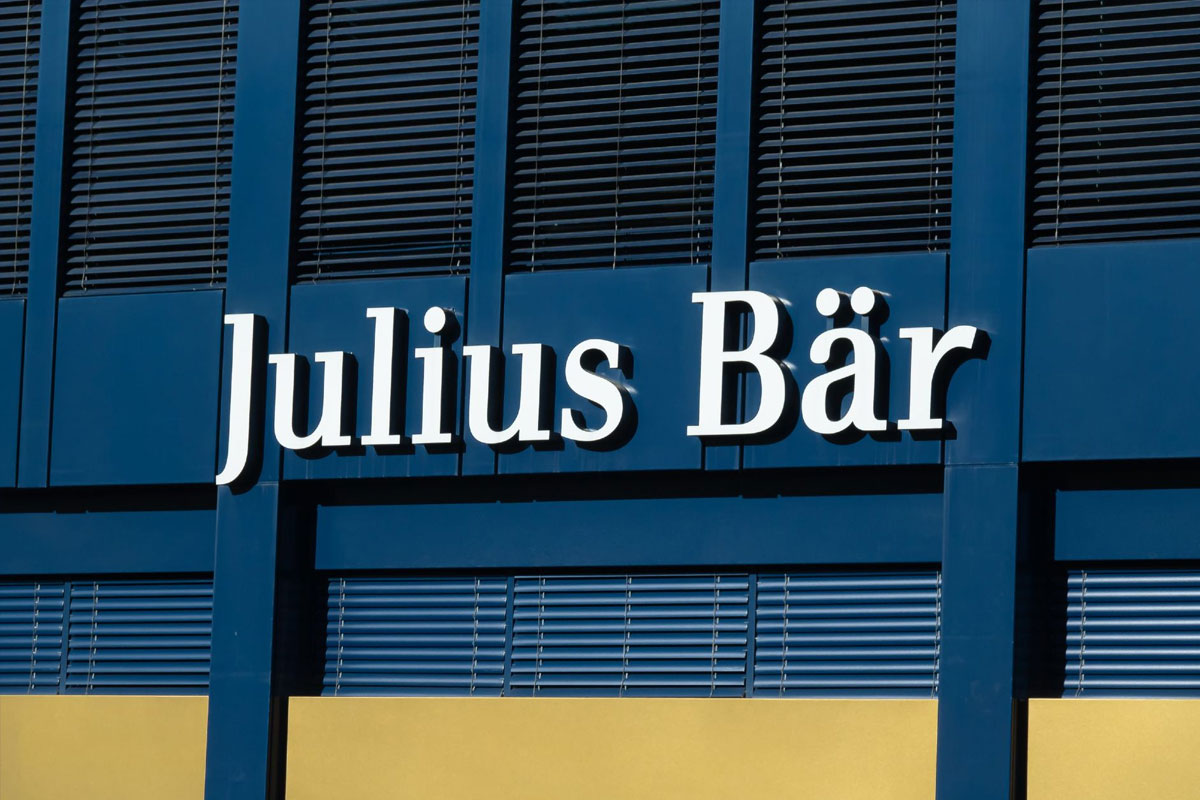 Julius Bär银行品牌LOGO设计案例-银行行业标志设计方案