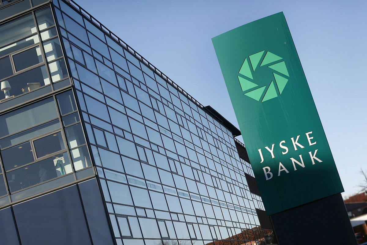 Jyske银行品牌LOGO设计案例-银行行业标志设计方案
