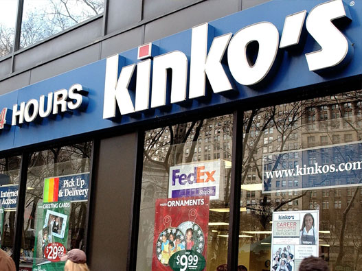 Kinko's标志设计含义及便利店品牌设计理念