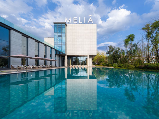 Meliá Berlin标志设计含义及酒店品牌设计理念