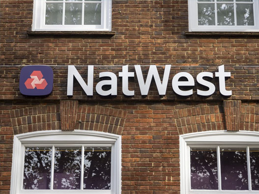 NatWest银行标志设计含义及银行品牌设计理念