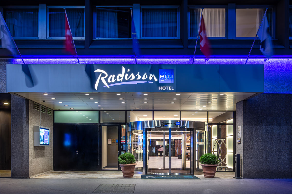 Radisson Blu大门口