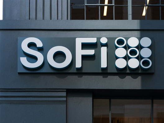 SoFi Bank标志设计含义及银行品牌设计理念