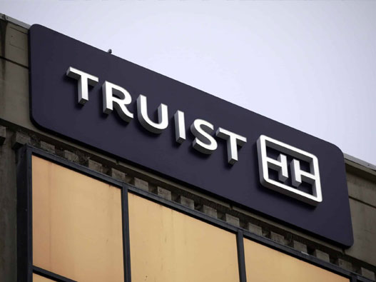 Truist Bank标志设计含义及银行品牌设计理念