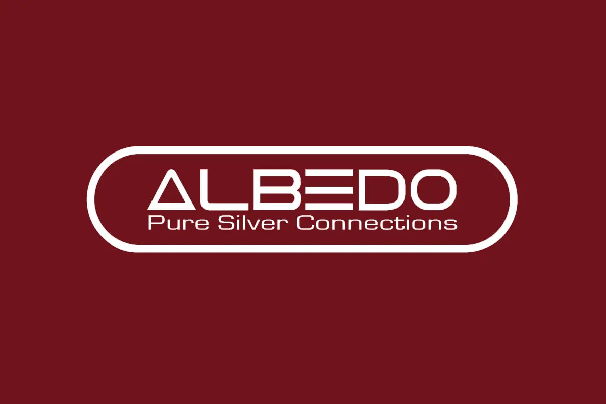 ALBEDO品牌反白LOGO