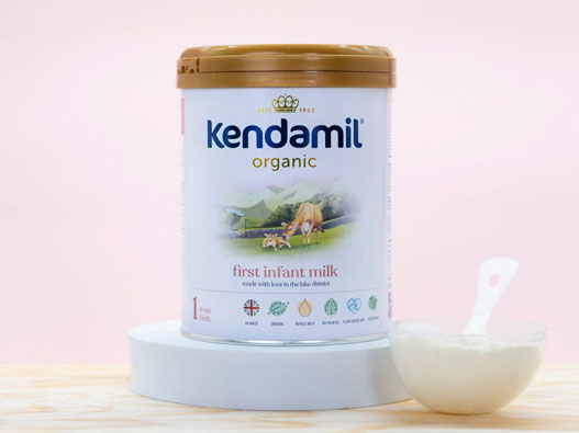 Kendamil康多蜜儿标志设计含义及奶粉品牌设计理念