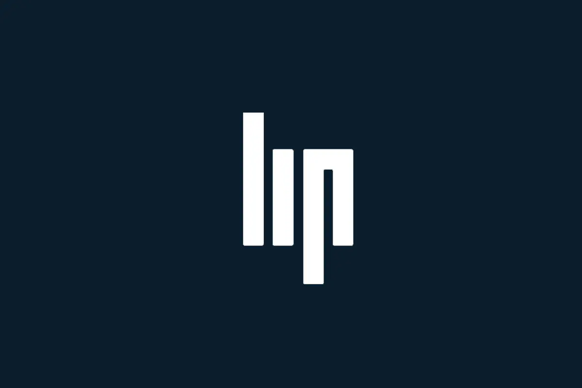 LIP品牌反白LOGO