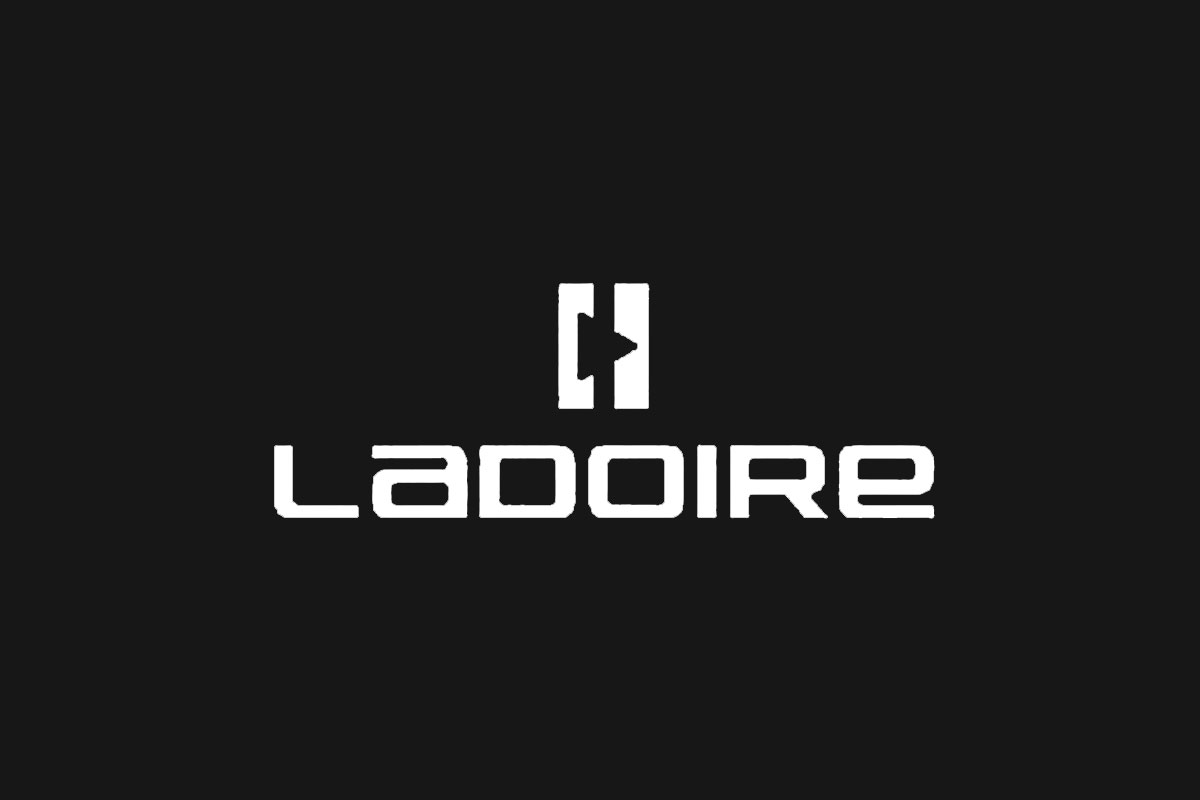 Ladoire品牌反白LOGO