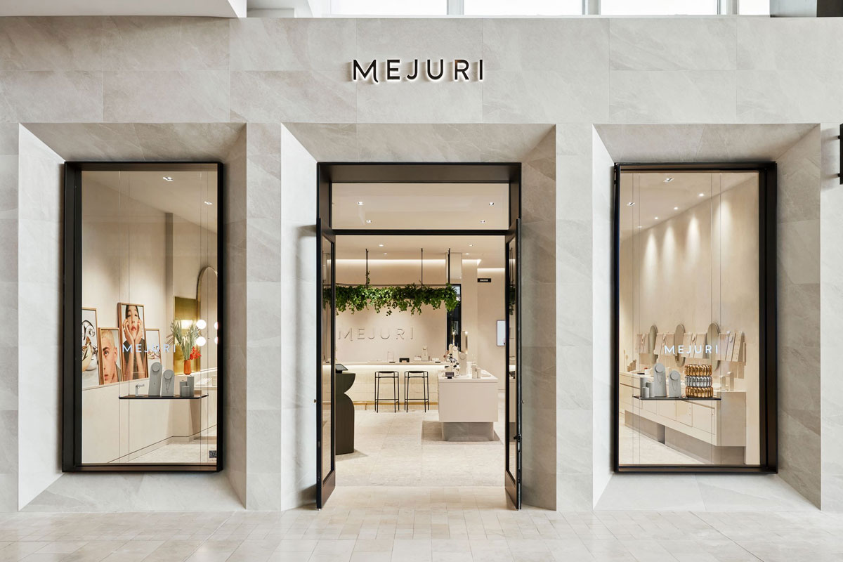 Mejuri品牌大门口