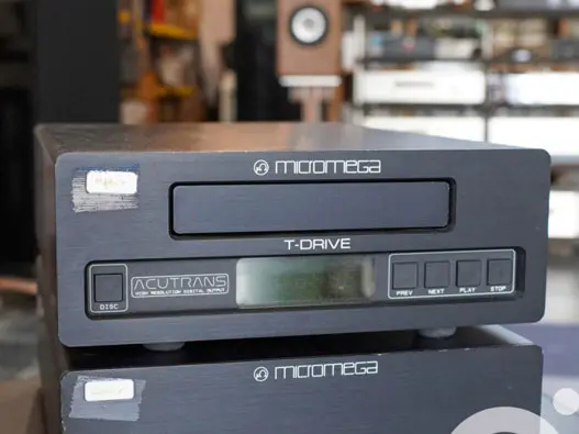 Micromega美歌标志设计含义及音响品牌设计理念