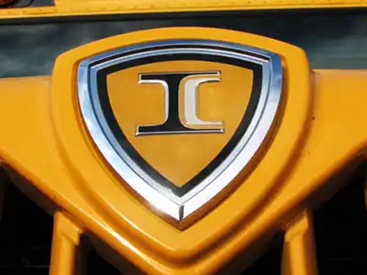 IC Bus汽车logo设计含义及汽车品牌设计理念
