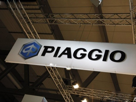 Piaggio比亚乔汽车logo设计含义及汽车品牌设计理念