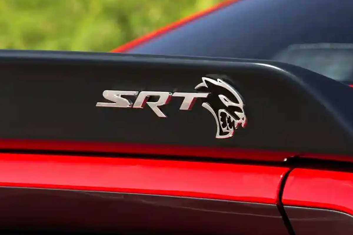 SRT汽车logo