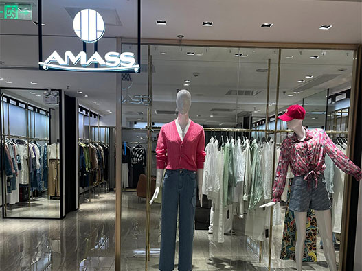 AMASS阿玛施服饰logo设计含义及女装品牌设计理念