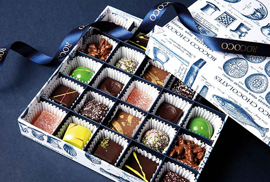 Rococo Chocolates巧克力logo设计含义解读及英国品牌标志设计理念
