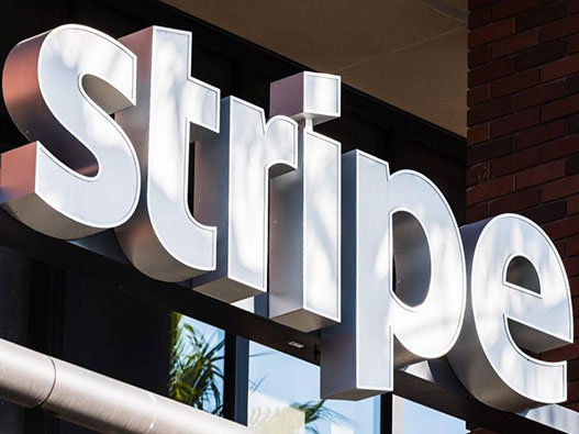 Stripe支付logo设计含义解读及金融服务品牌标志设计理念