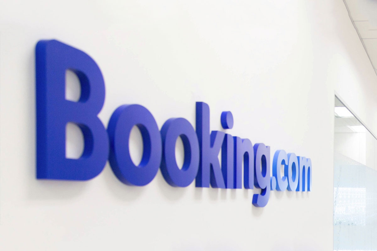 Booking.com Villas标志设计含义及酒店品牌设计理念
