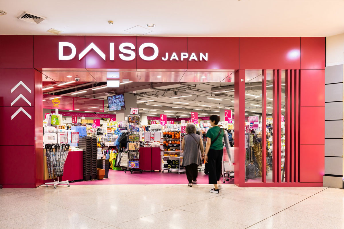 Daiso标志设计含义及超市品牌设计理念
