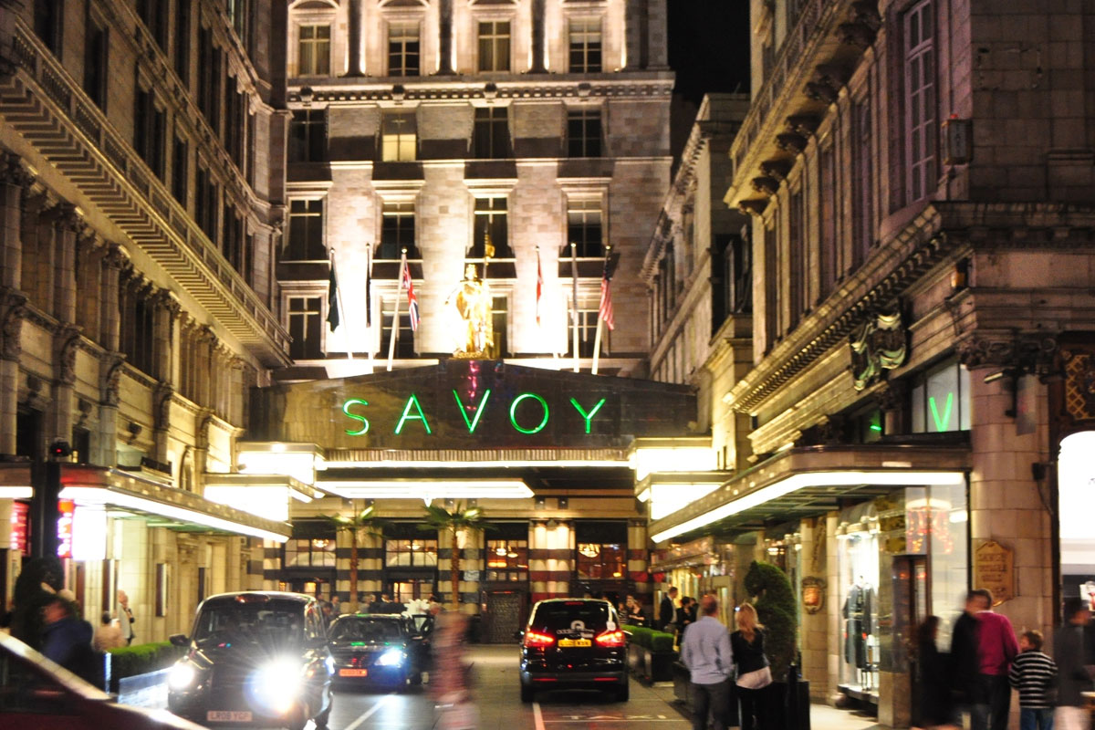 Hotel Savoy标志设计含义及酒店品牌设计理念