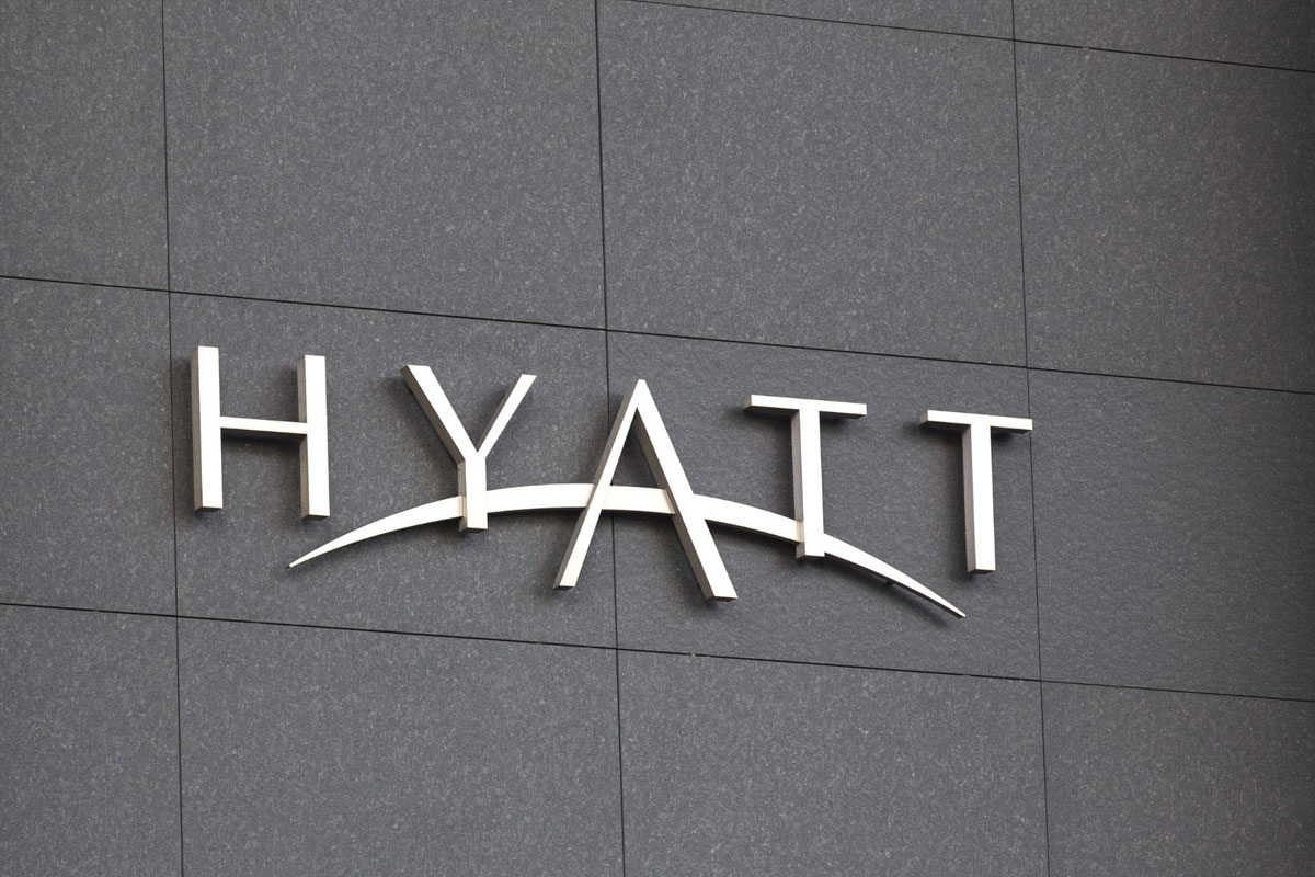 Grand Hyatt标志设计含义及酒店品牌设计理念