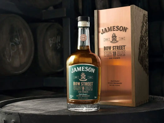 Jameson詹姆森logo设计含义及威士忌品牌设计理念