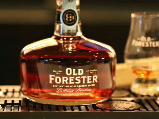 OLD FORESTER logo设计含义及威士忌品牌设计理念