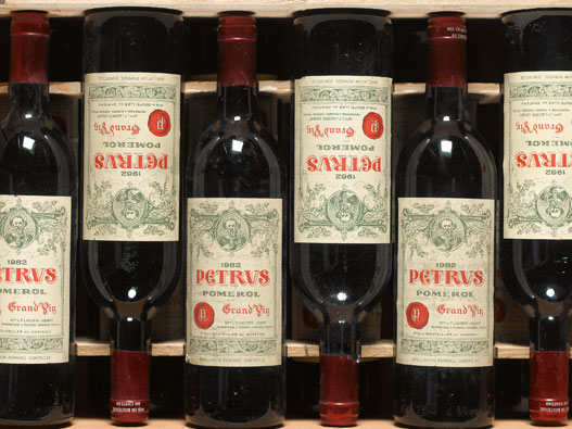 Petrus柏图斯logo设计含义及威士忌品牌设计理念