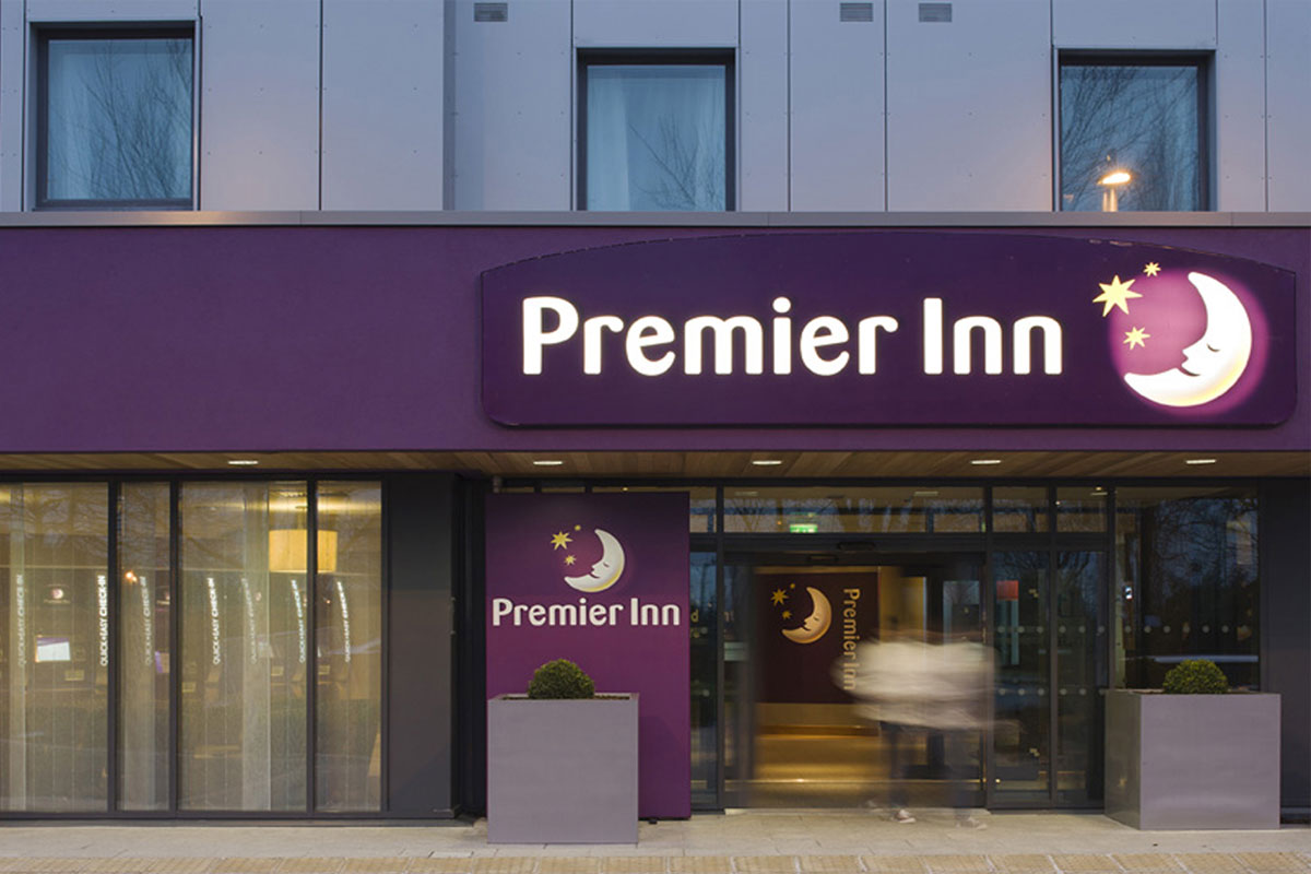 Premier Inn标志设计含义及酒店品牌设计理念