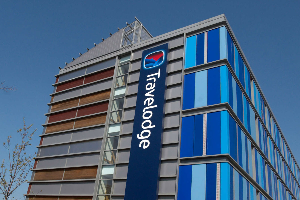 Travelodge标志设计含义及酒店品牌设计理念
