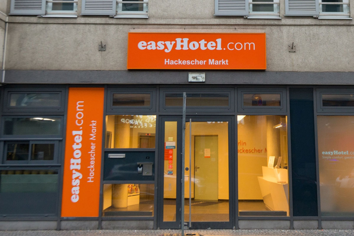 easyHotel标志设计含义及酒店品牌设计理念