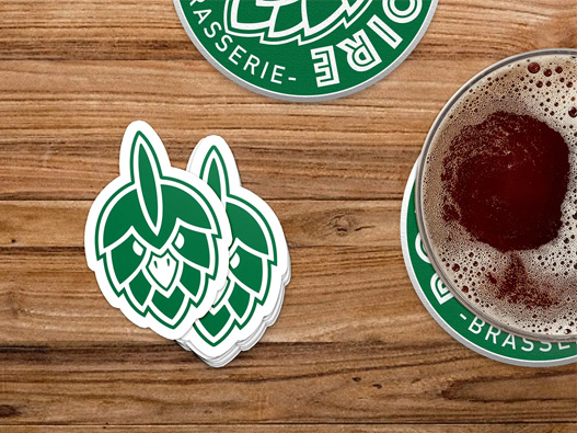 La Poule Noire Brewery logo设计图片