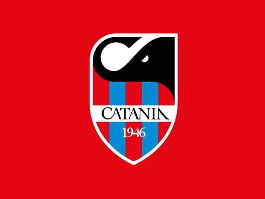 卡塔尼亚足球俱乐部logo