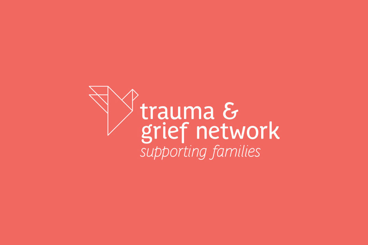 trauma-grief-network教育反白logo