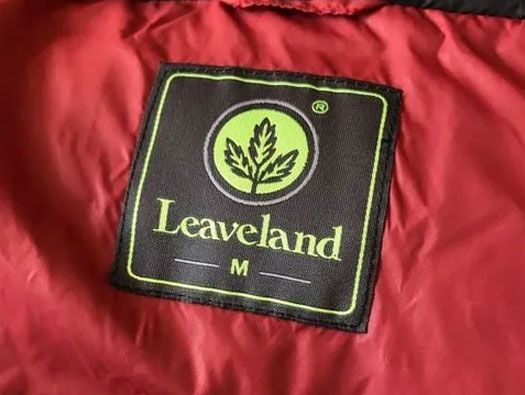 LEAVELAND枫叶logo设计含义及休闲鞋品牌标志设计理念