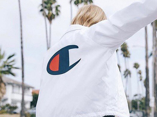 CHAMPION冠军logo设计含义及服装品牌标志设计理念