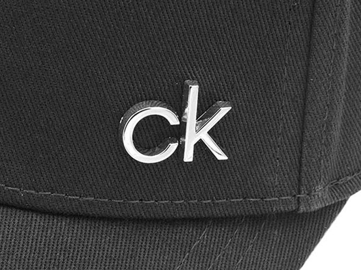 Calvin Klein logo设计含义及服装品牌标志设计理念