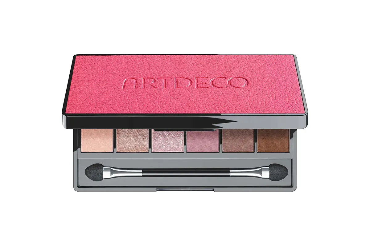 Artdeco Cosmetics德国雅蔻彩妆-几何化字母logo设计