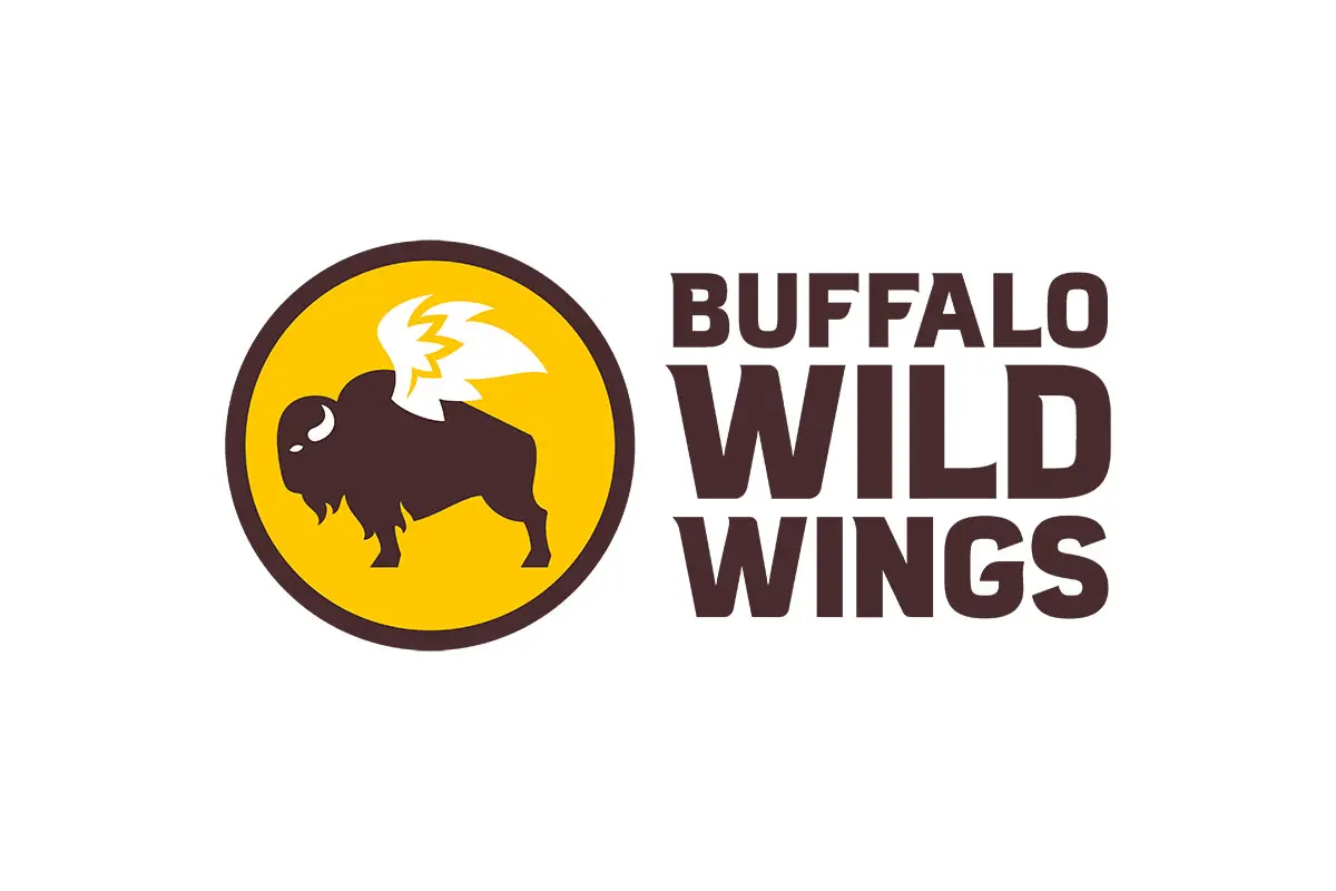Buffalo Wild Wings美国连锁鸡翅餐厅logo设计-带翼野牛logo设计
