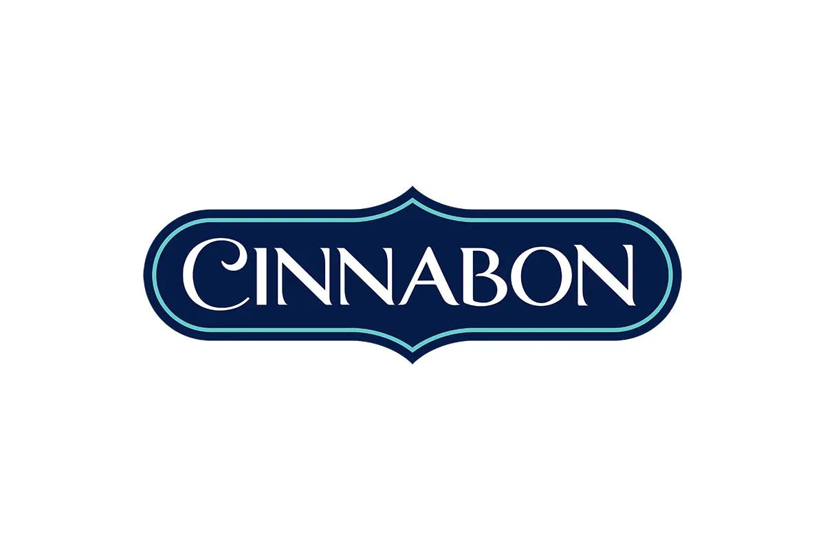 Cinnabon bakery美国面包店连锁logo设计-徽章logo设计